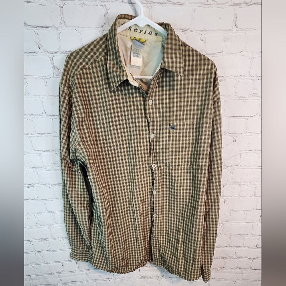 Men's North Face "A6 Series" longsleeve button-down shirt, size Large